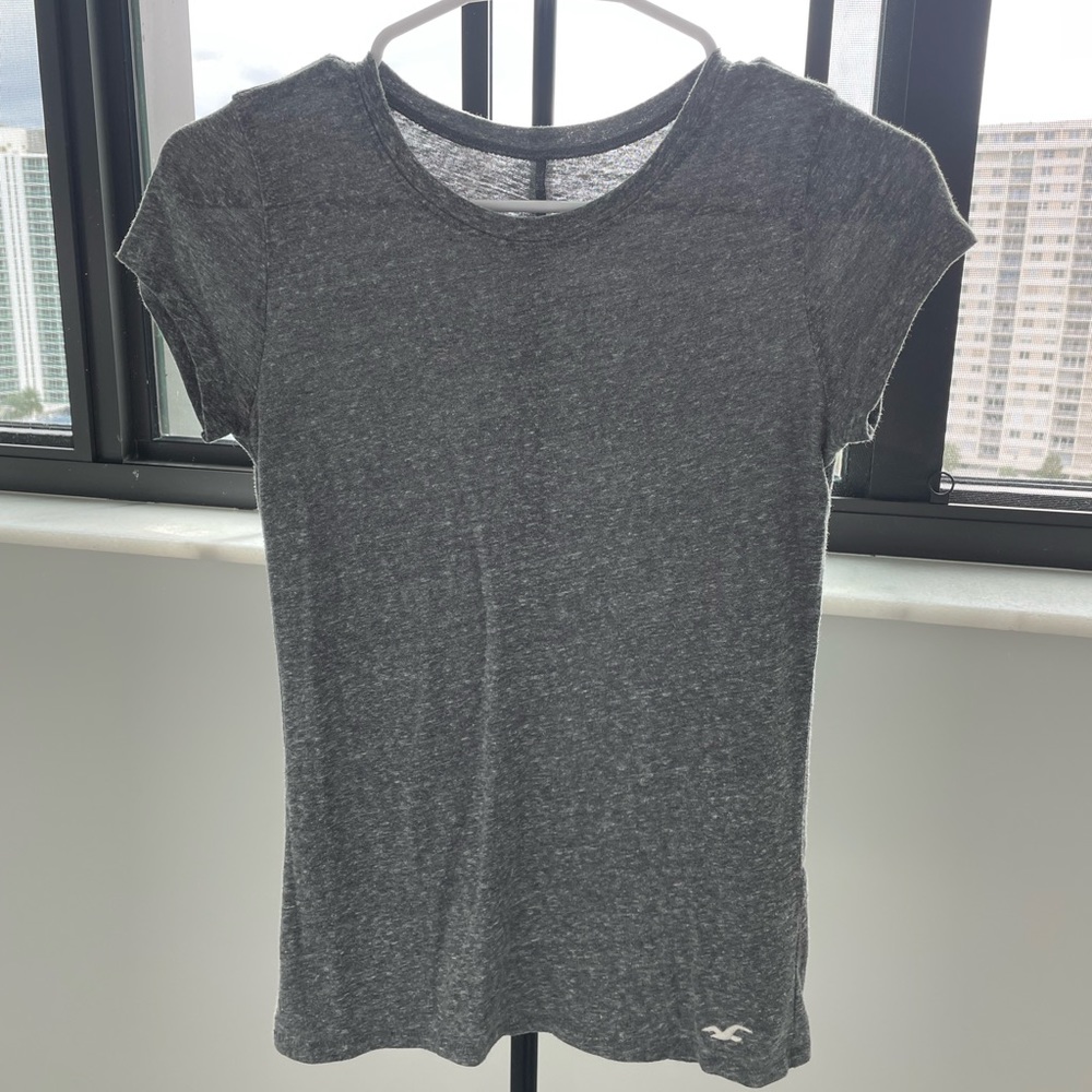 Hollister gray basic tee